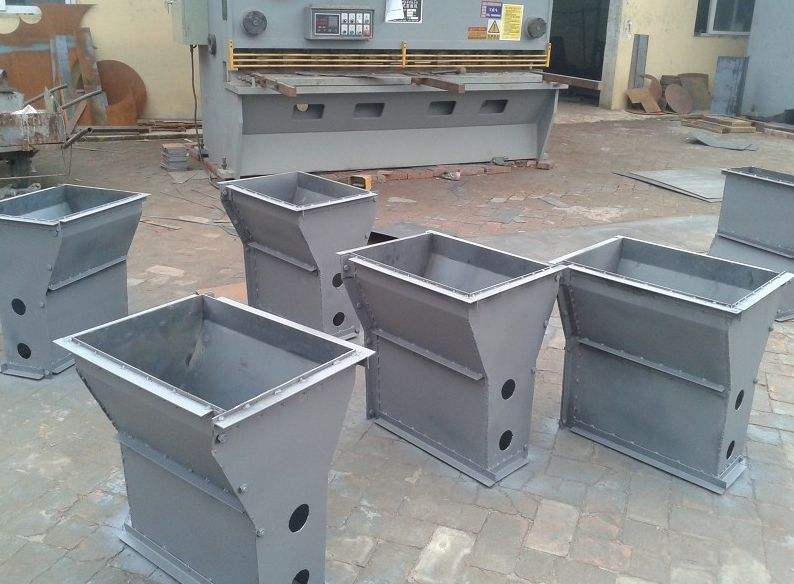 預(yù)制模具廠家 防撞墻模具