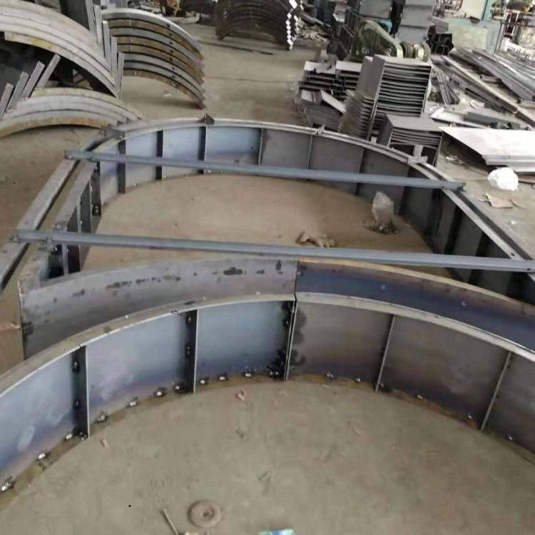 1609201399801036.jpg 拱形護坡模具